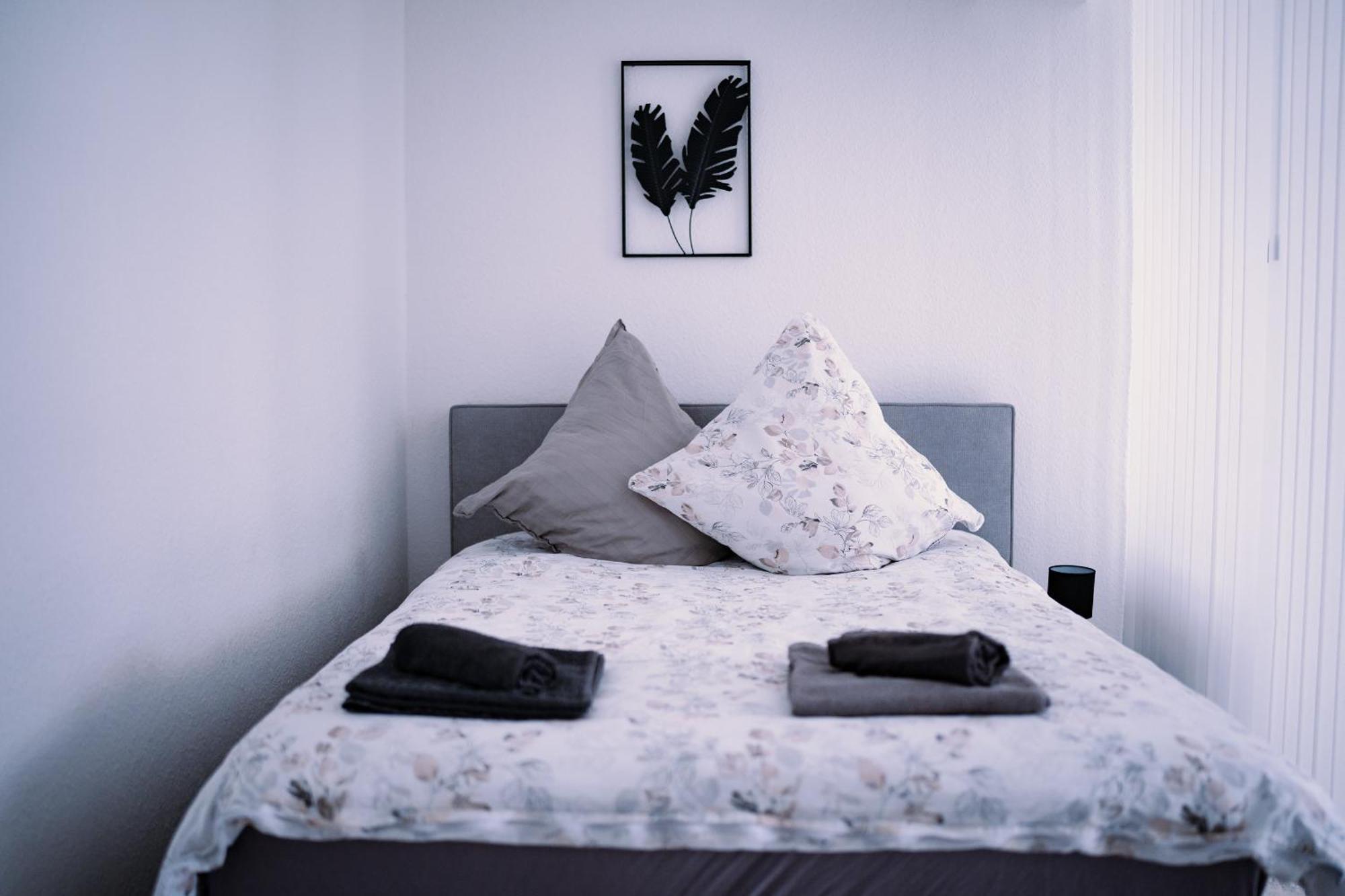 Schoenes Apartment In Der Altstadt , Kostenlose Parkplaetze In Der Naehe Емден Екстериор снимка