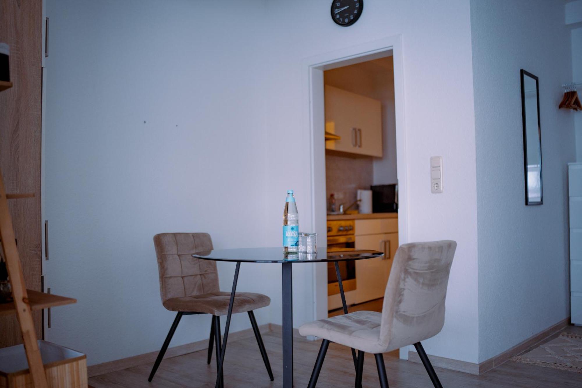 Schoenes Apartment In Der Altstadt , Kostenlose Parkplaetze In Der Naehe Емден Екстериор снимка